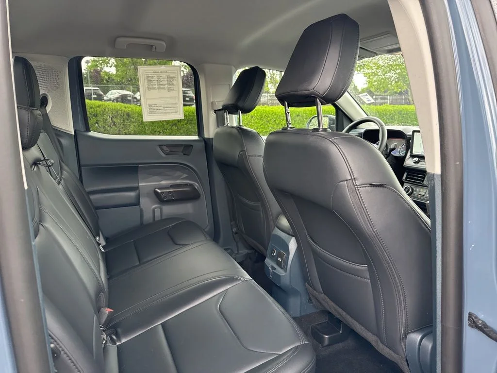Used 2024 Azure Gray Metallic Ford Lariat image 22