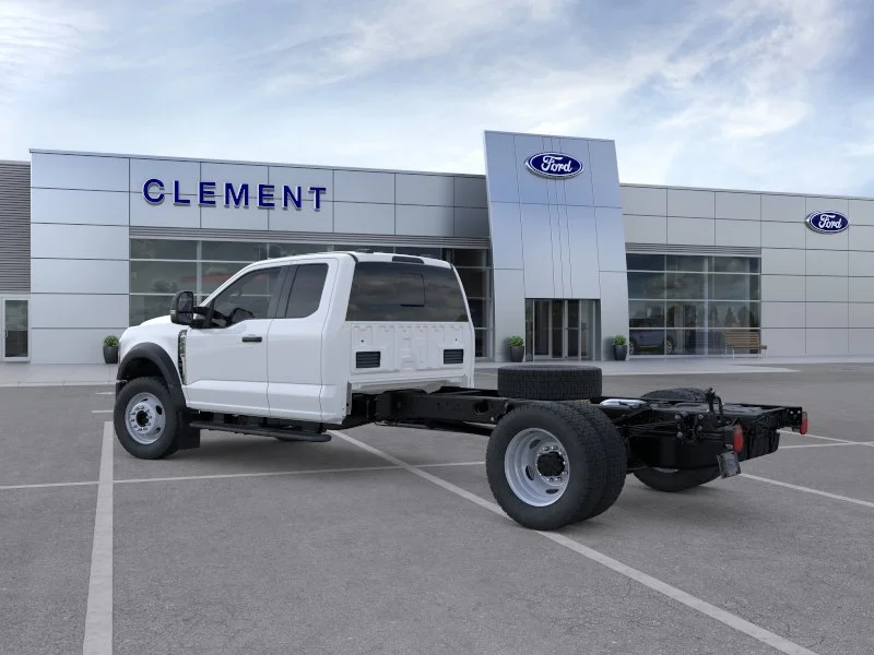 New 2026 Oxford White Ford F-550® XL image 4