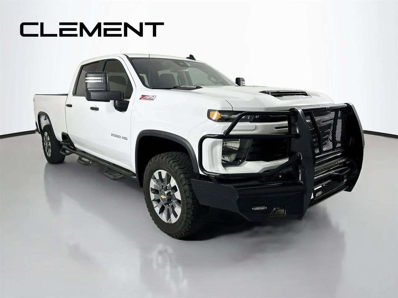 Used 2024 Summit White Chevrolet Custom image 5
