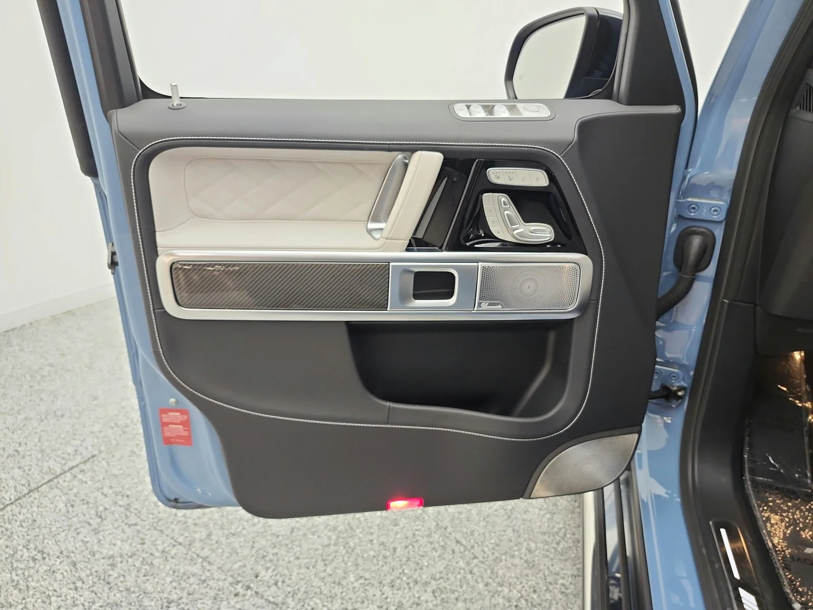Certified Used 2025 MANUFAKTUR China Blue Non-Metallic Mercedes-Benz AMG® G 63 SUV image 20