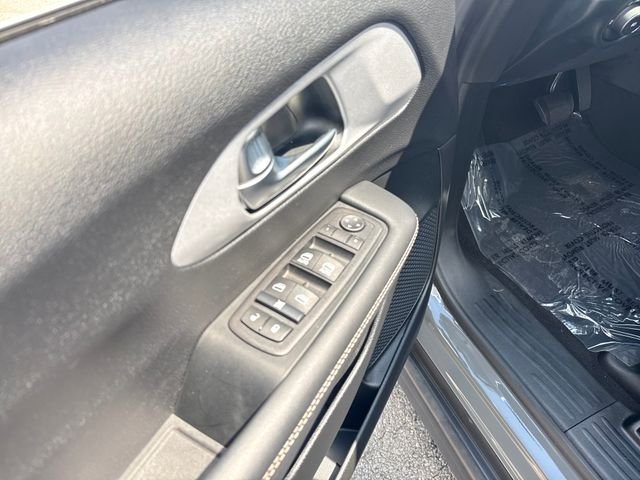Used 2024 White Chrysler Touring image 11