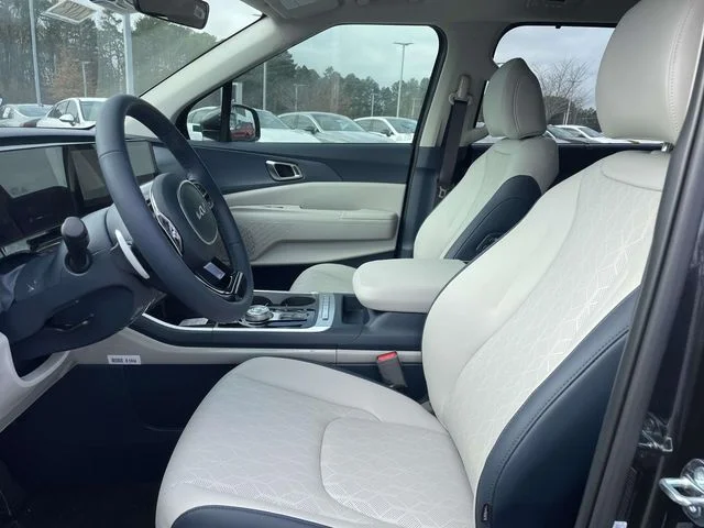 New 2026 Gray Kia EX image 2