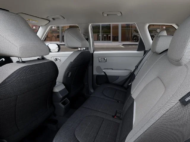 New 2027 Snow White Pearl Kia LX image 18