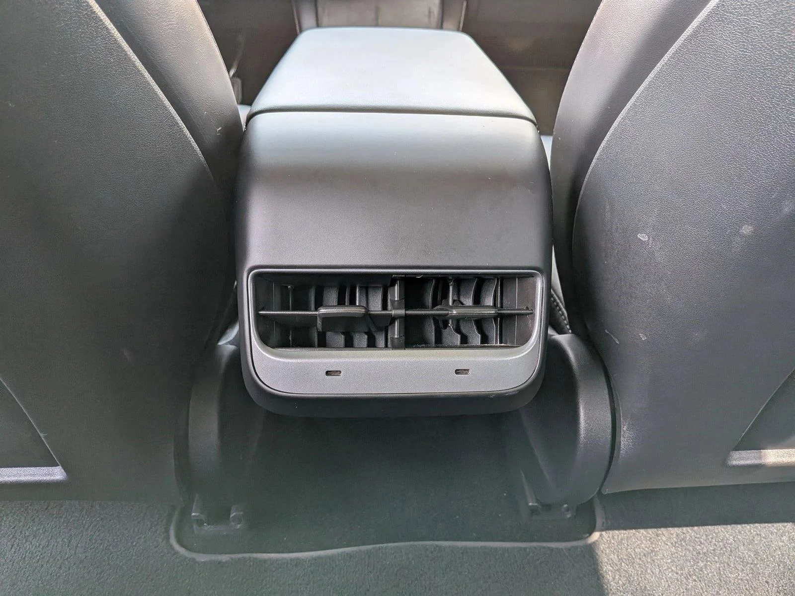 Used 2022 Pearl White Multi-Coat Tesla Long Range image 17