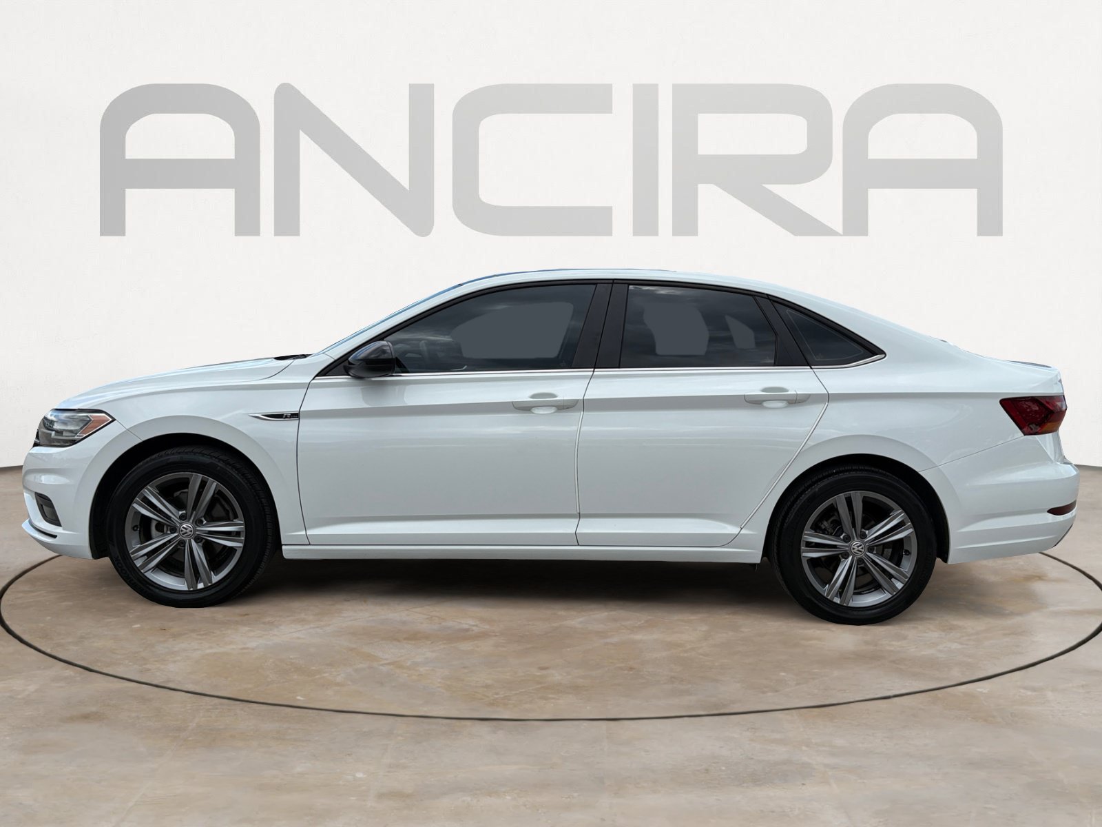 Used 2019 Pure White Volkswagen R-Line image 8