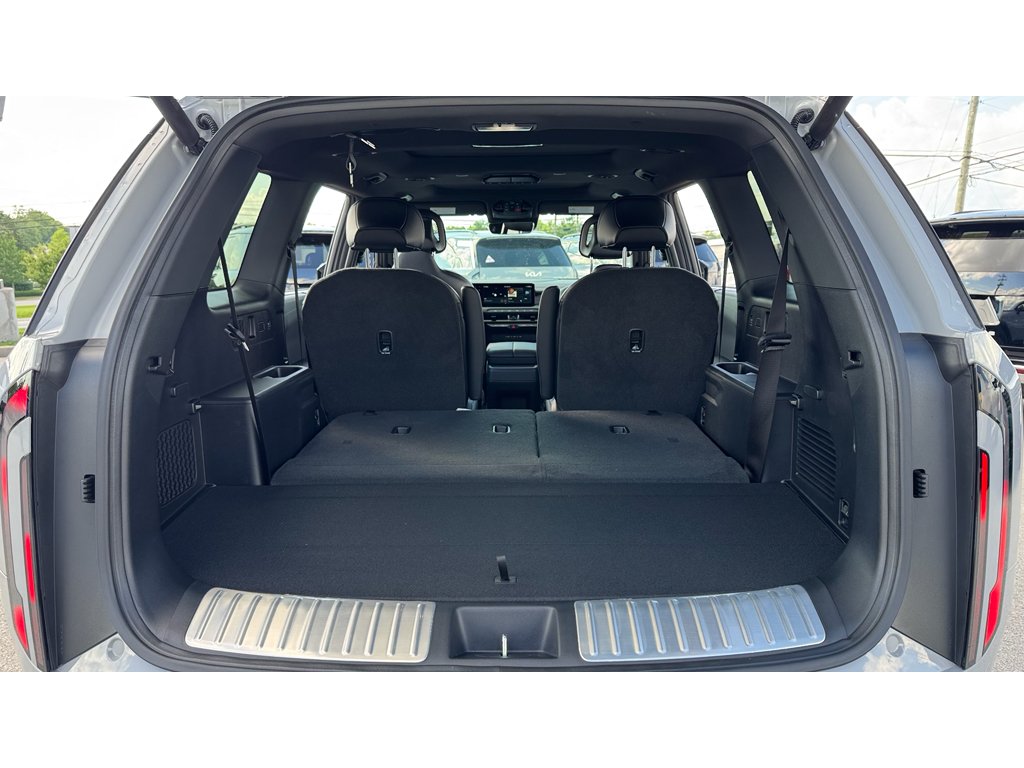 New 2027 Wolf Gray Kia X-LINE SX image 8