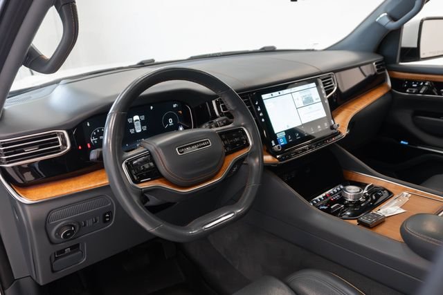 Used 2022 White Jeep Series II image 3