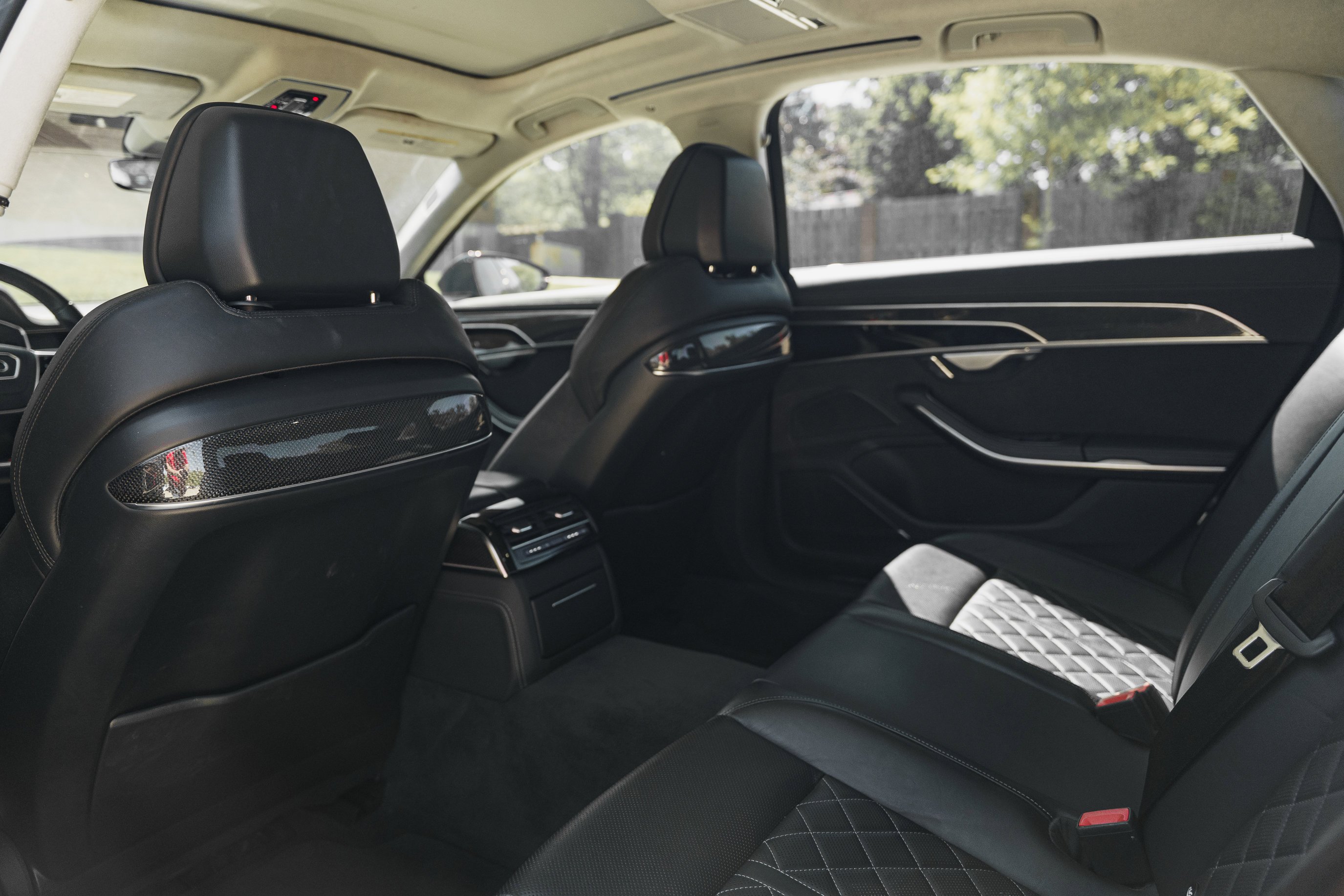 Used 2022 Daytona Gray Pearl Effect Audi  image 25