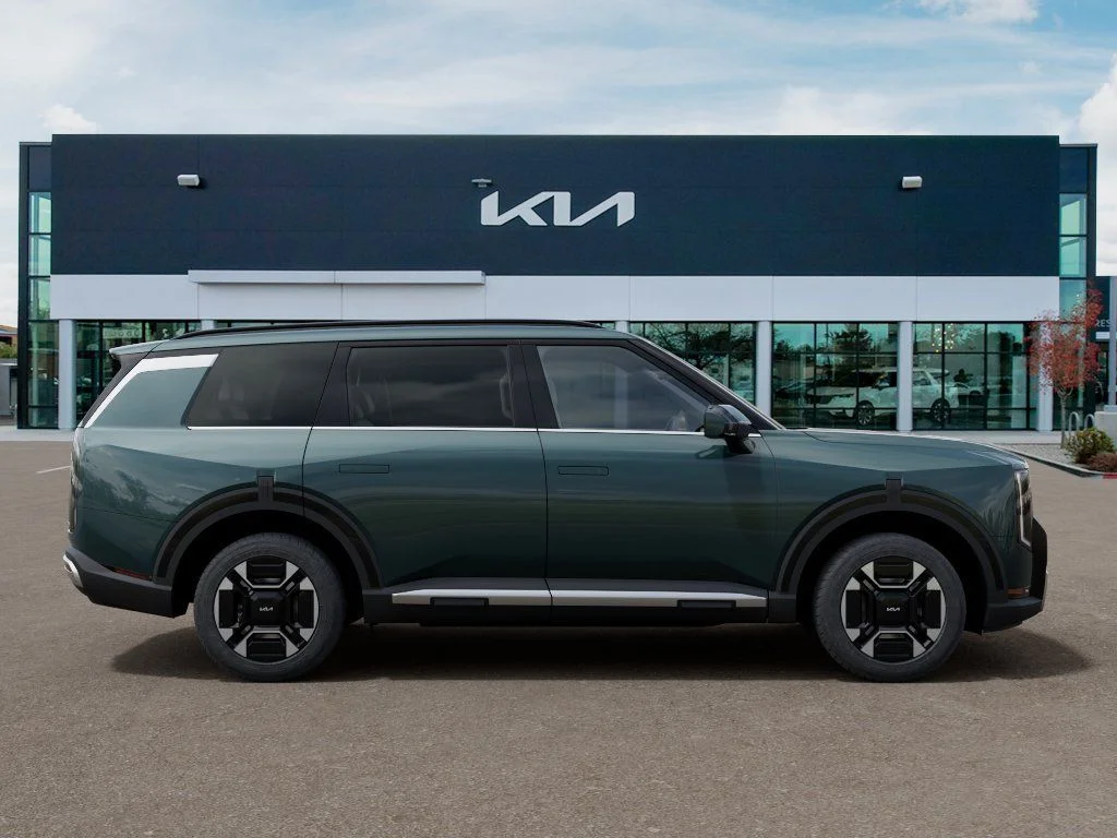 New 2027 Green Kia EX image 7