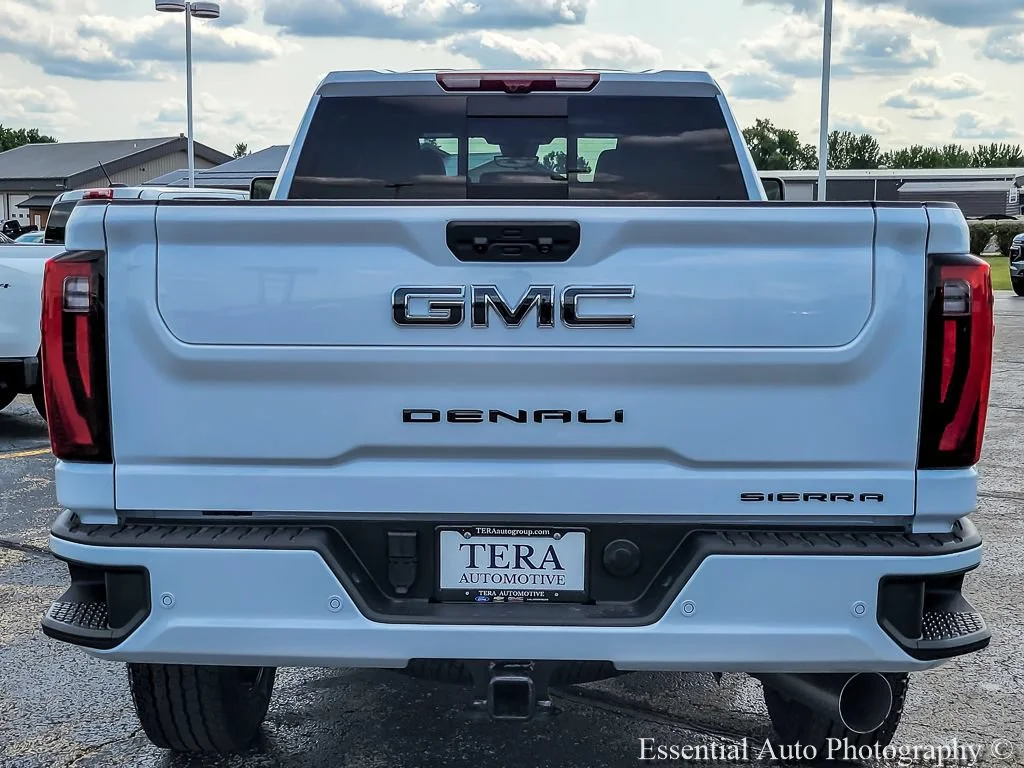 New 2026 Glacier White Tricoat GMC Denali Ultimate image 5
