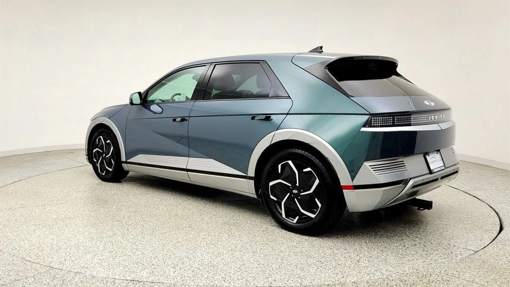 Used 2024 Digital Teal Hyundai Limited AWD image 7