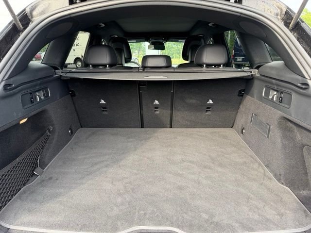 Used 2026 Black Mercedes-Benz GLC 300 image 10
