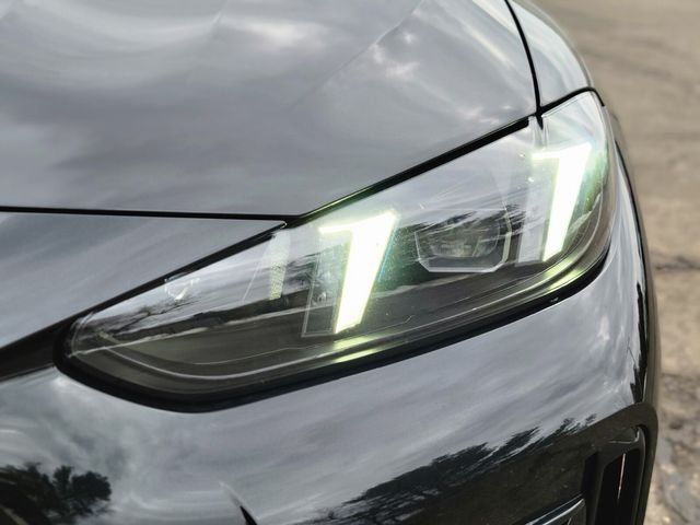Used 2026 Black BMW M440i xDrive image 9