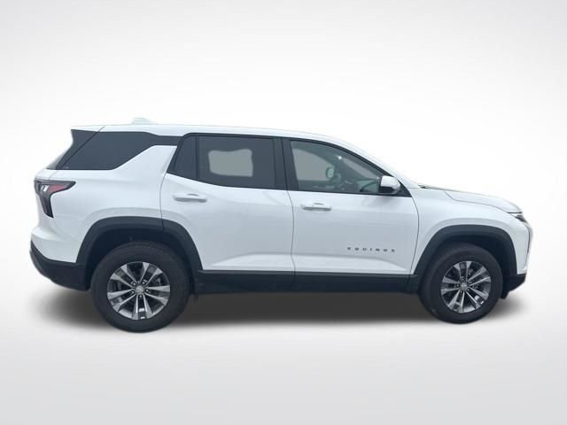 Used 2025 White Chevrolet LT image 6