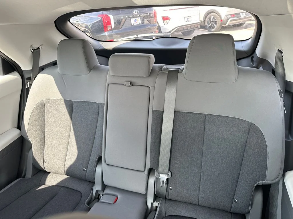 New 2025 Cyber Gray Hyundai SE image 23