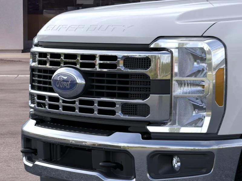 New 2026 Oxford White Ford F-250® XLT image 18