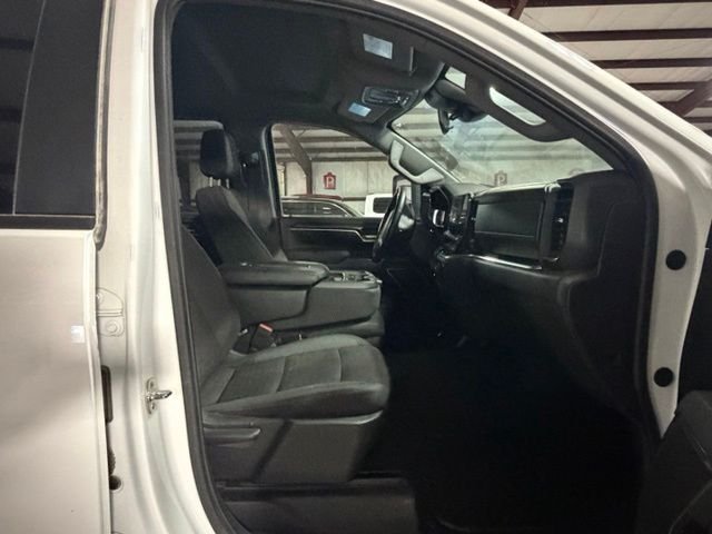 Used 2025 White Chevrolet LT image 13