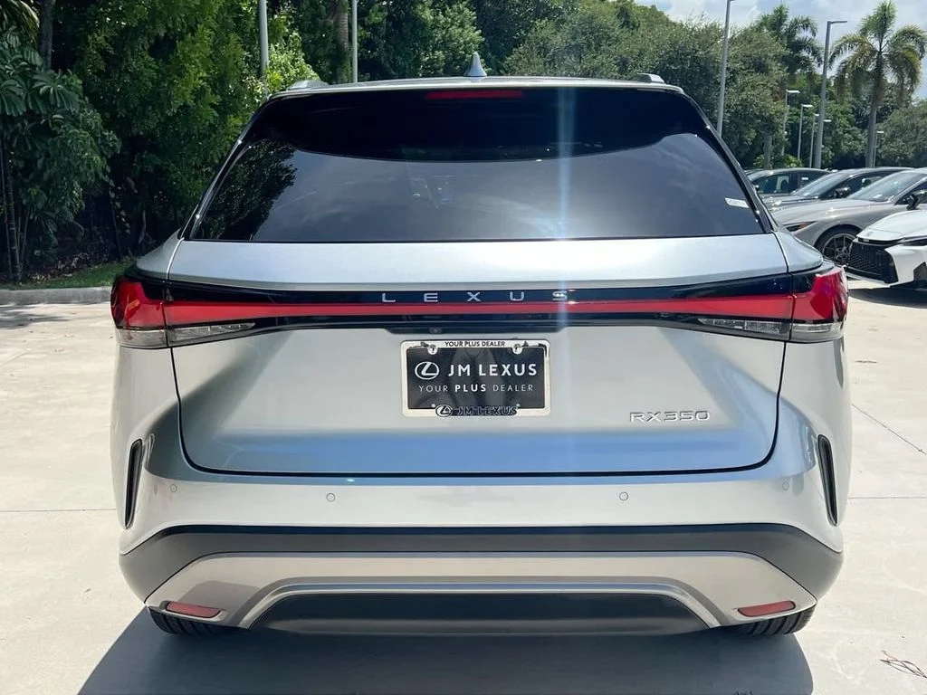 Used 2025 Iridium Lexus 350 Premium image 6