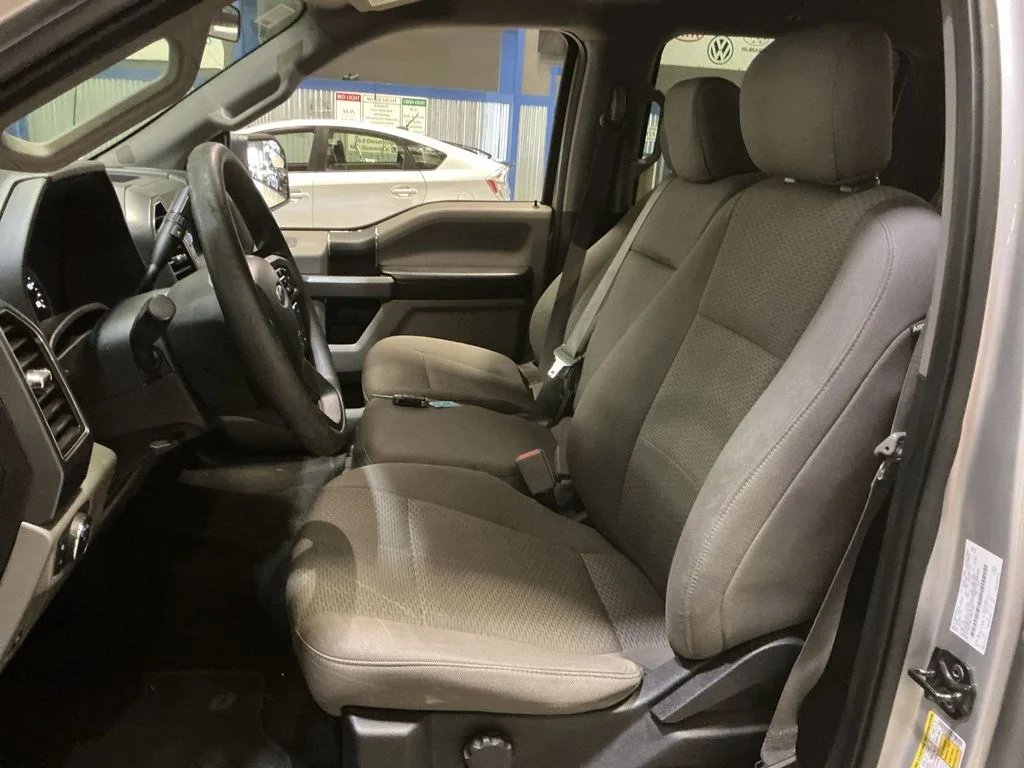 Used 2018 Silver Ford XLT image 5