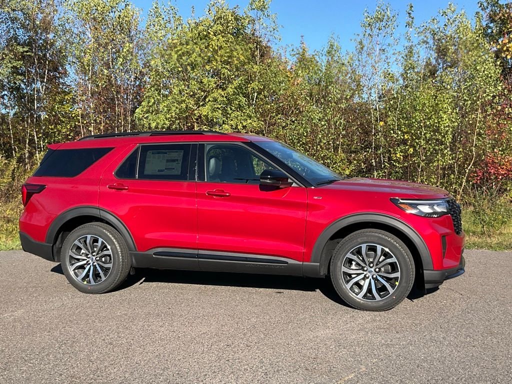 2026 Ford Explorer ST-LINE 4WD's photo