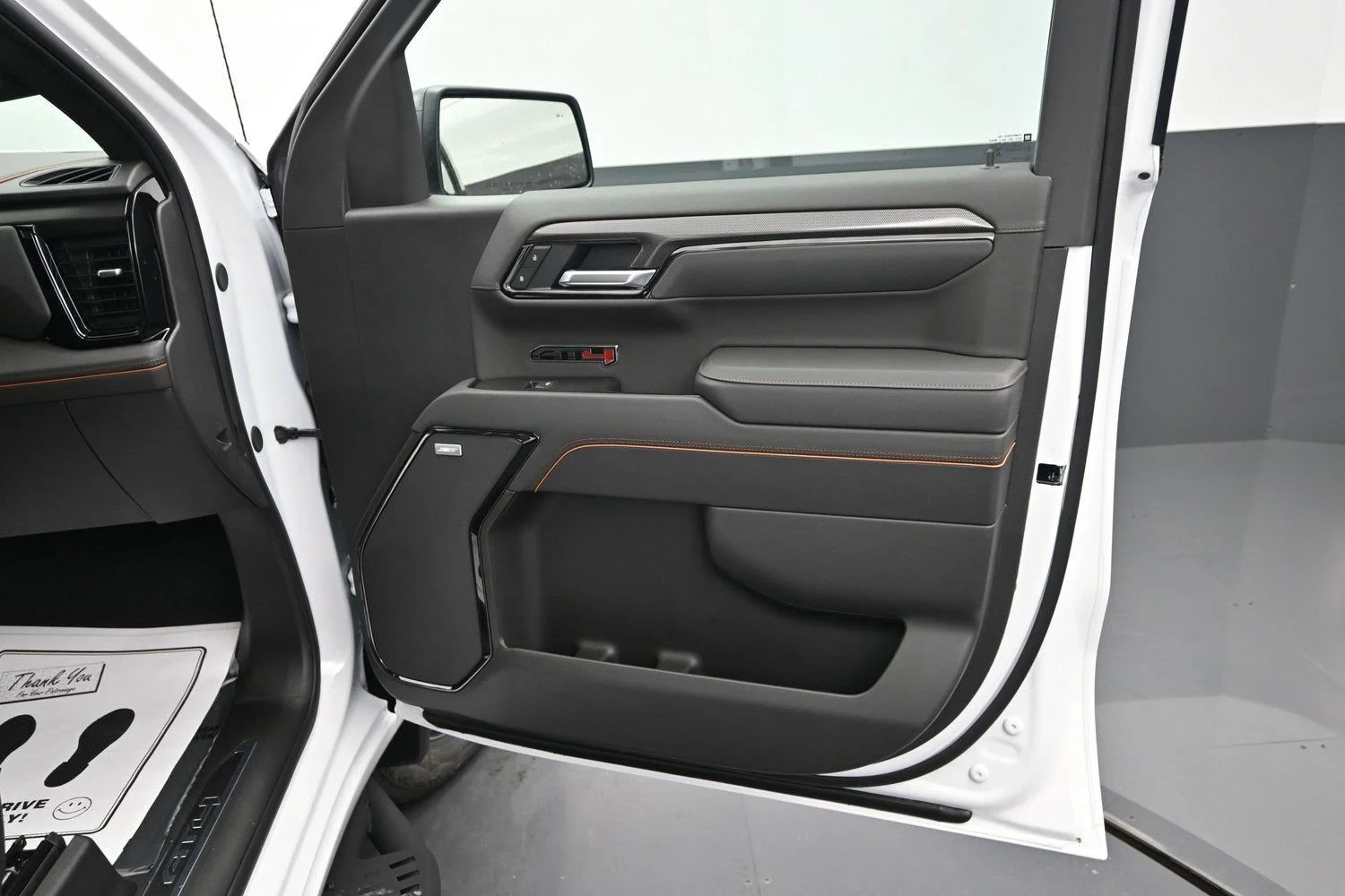 2026 GMC Sierra 1500 AT4 - Photo 8