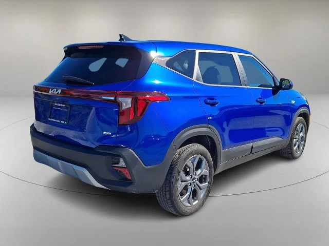 Used 2024 Blue Kia LX image 6