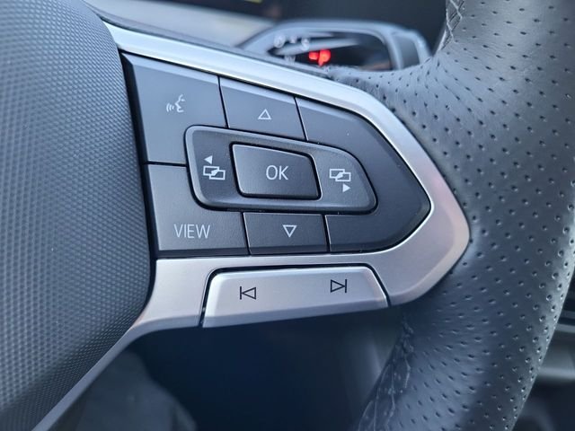 New 2026 Beige/tan Volkswagen 2.0T SE R-Line Black image 23
