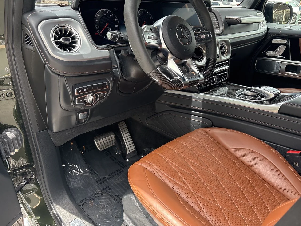 Certified Used 2023 Green Mercedes-Benz G 63 AMG® 4MATIC® Night Package image 7