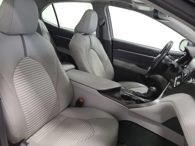 Used 2023 Midnight Black Metallic Toyota SE image 15