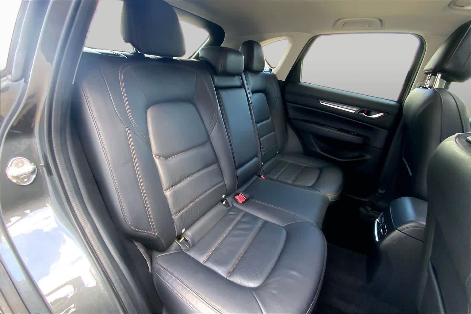Used 2021 Machine Gray Metallic Mazda Grand Touring image 18