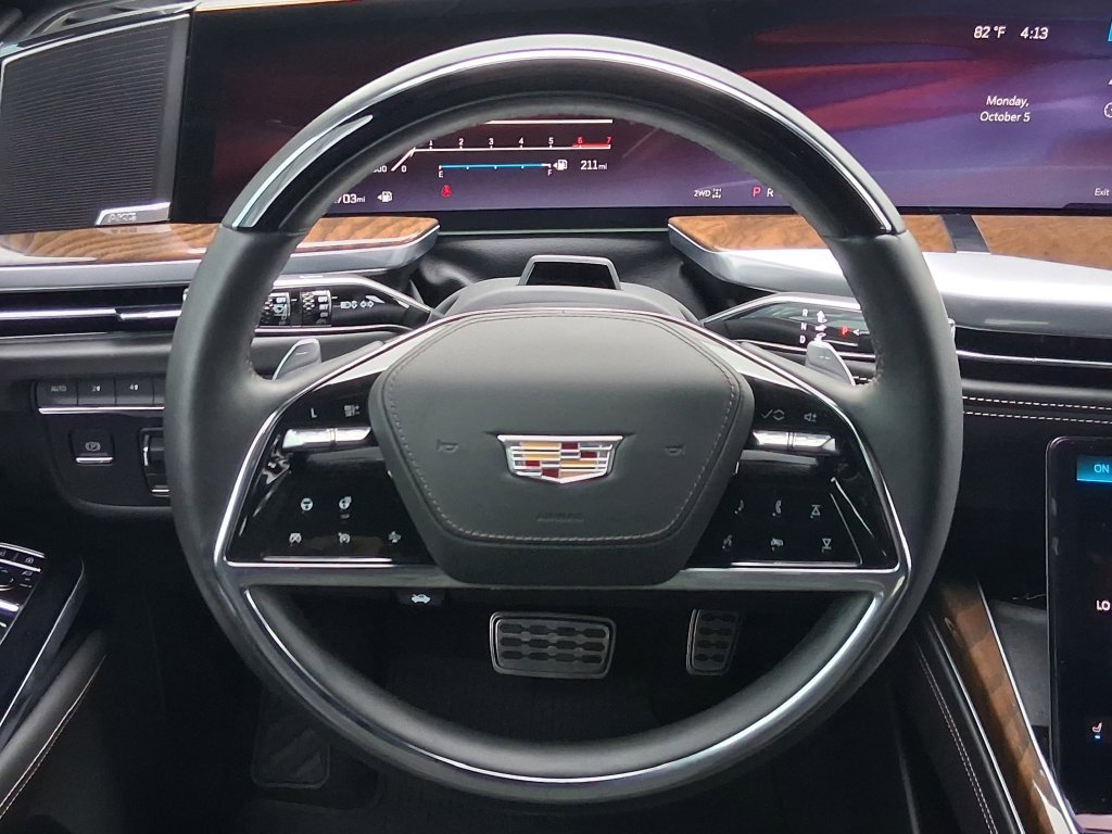 Used 2025 Crystal White Tricoat Cadillac Sport Platinum image 11