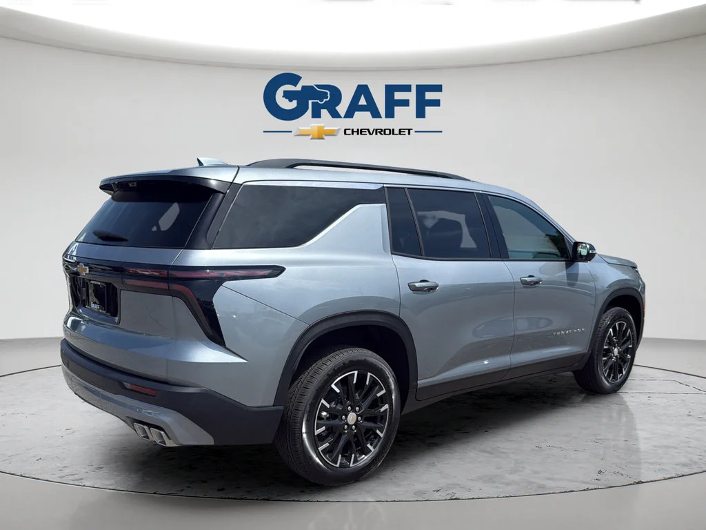 2026 Chevrolet Traverse LT - Photo 8