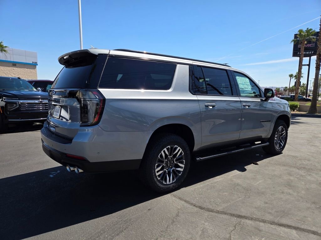 2026 Chevrolet Suburban Z71 - Photo 4