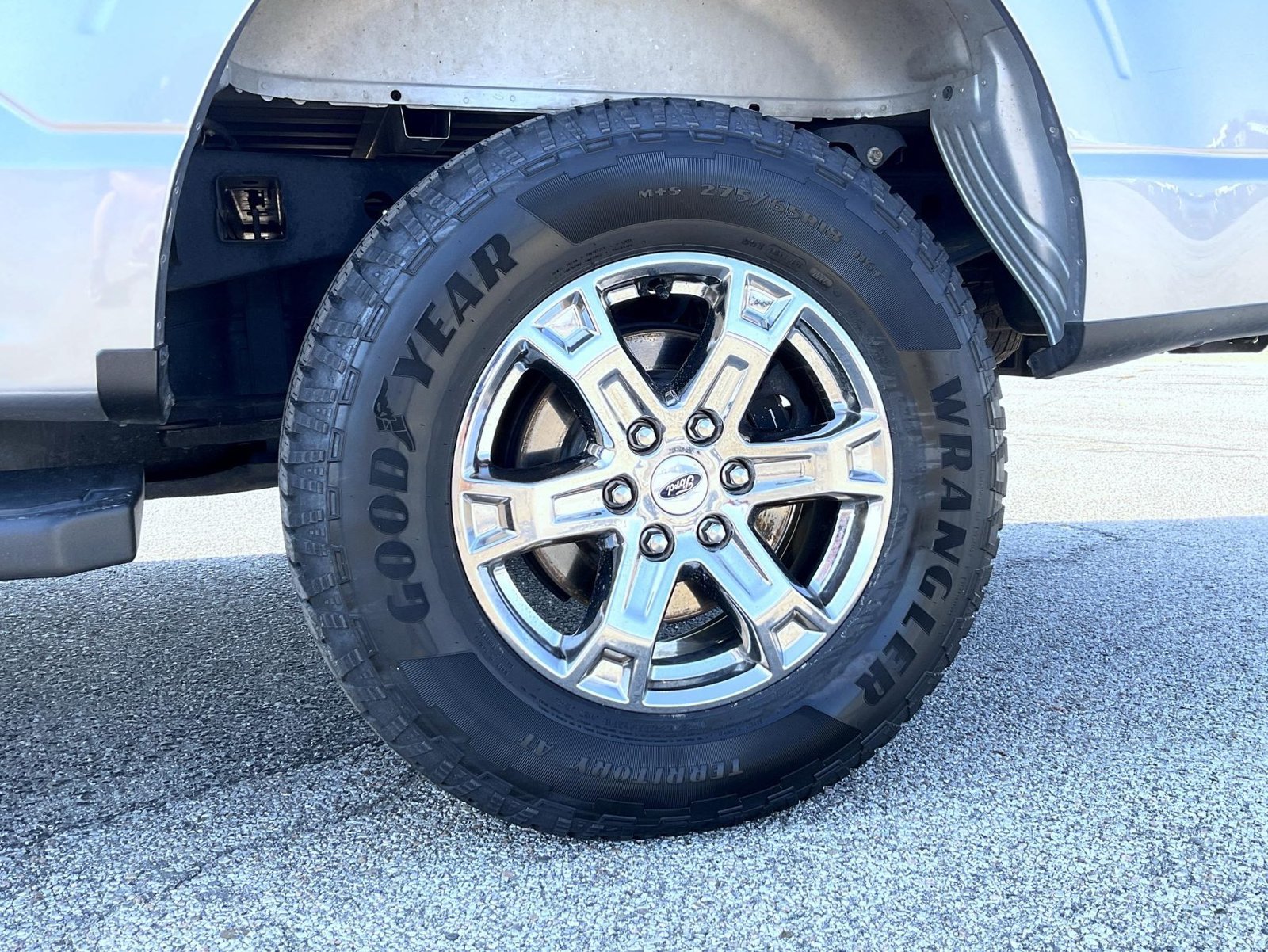 2023 Ford F-150 XLT - Photo 23