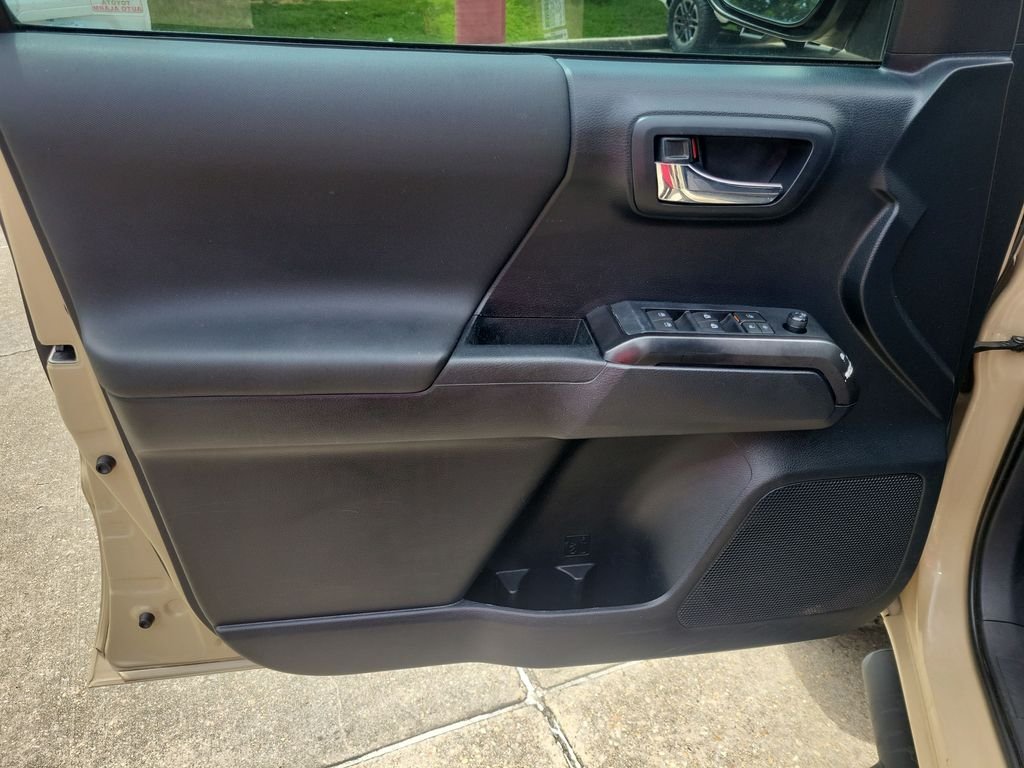 Used 2019  Toyota TRD Sport image 12