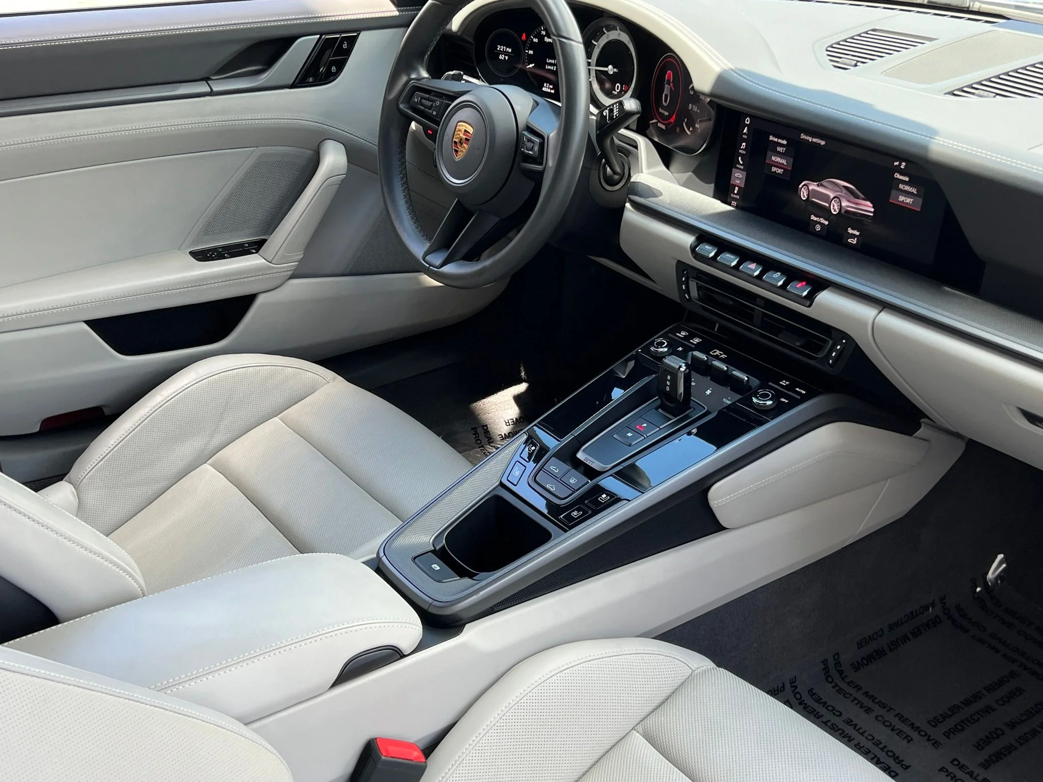 Used 2020 Silver Porsche Carrera 4S image 33