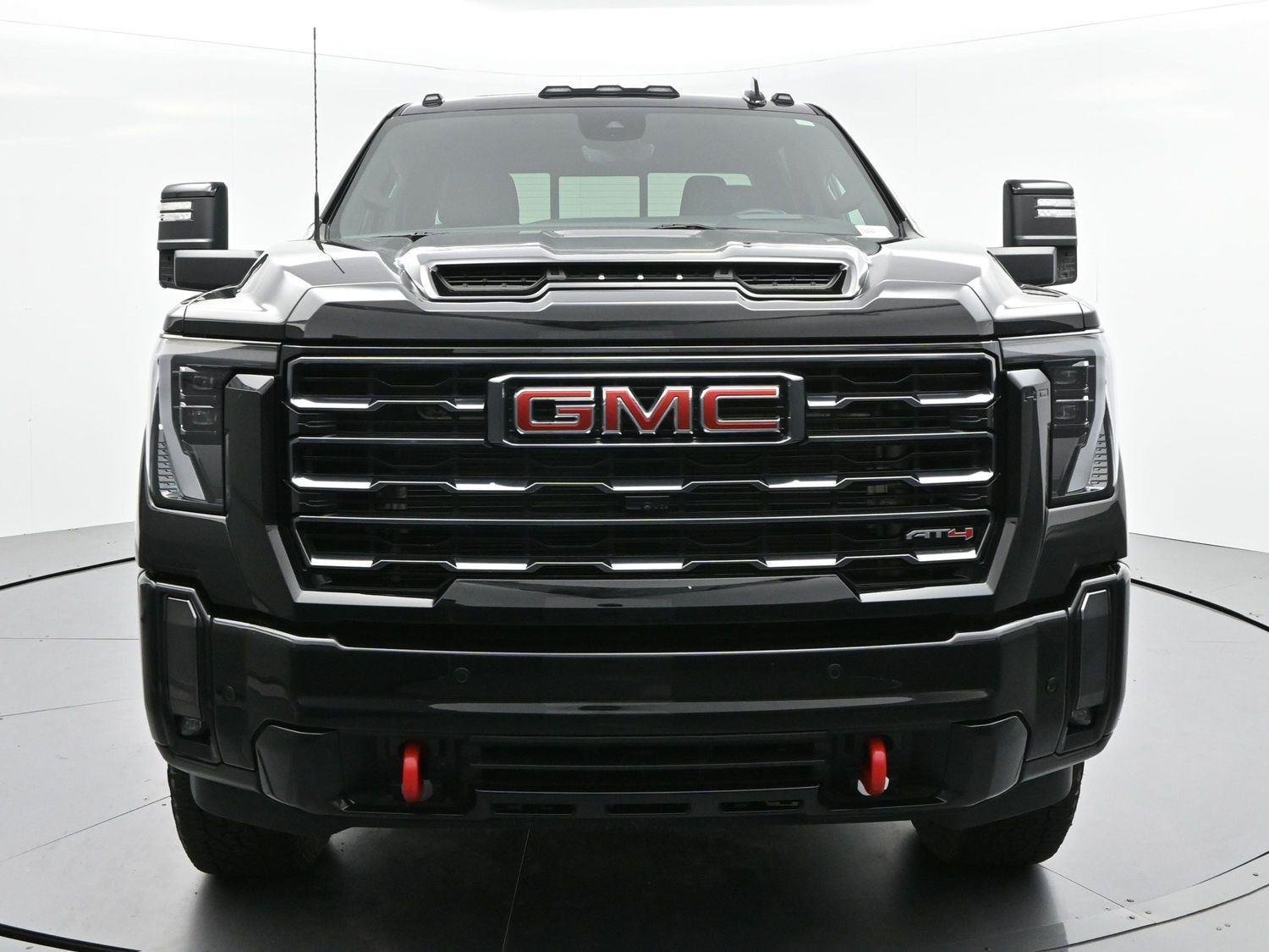 Used 2024 Onyx Black GMC AT4 image 3