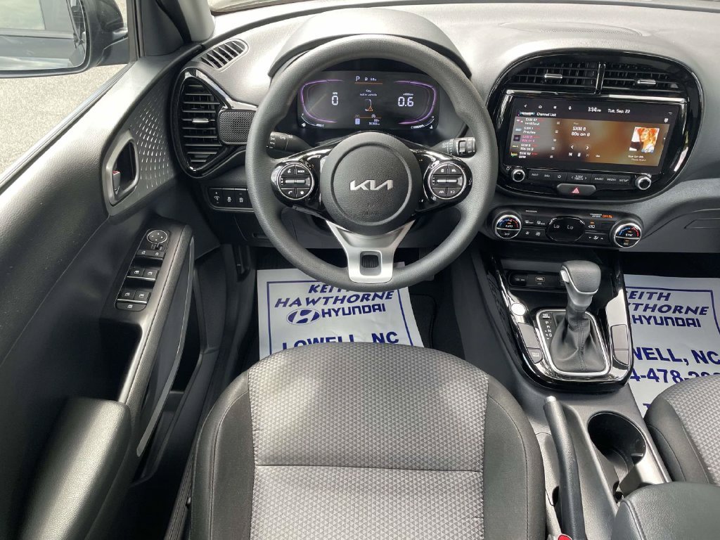 Used 2024 Black Kia S image 11