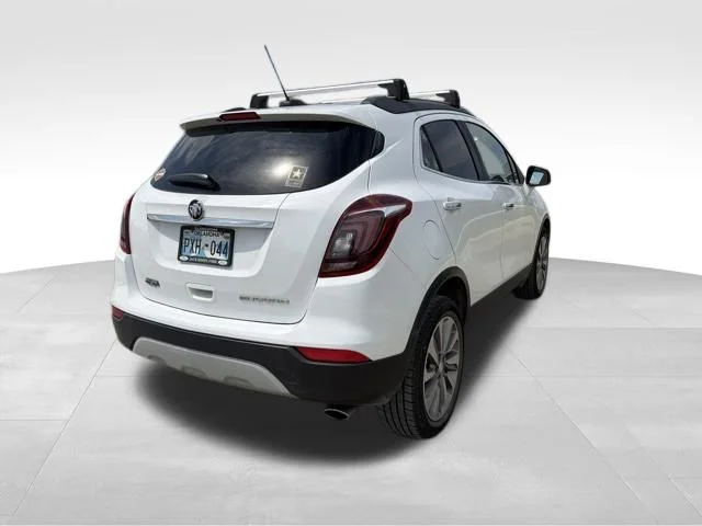Used 2019 White Buick Preferred image 3