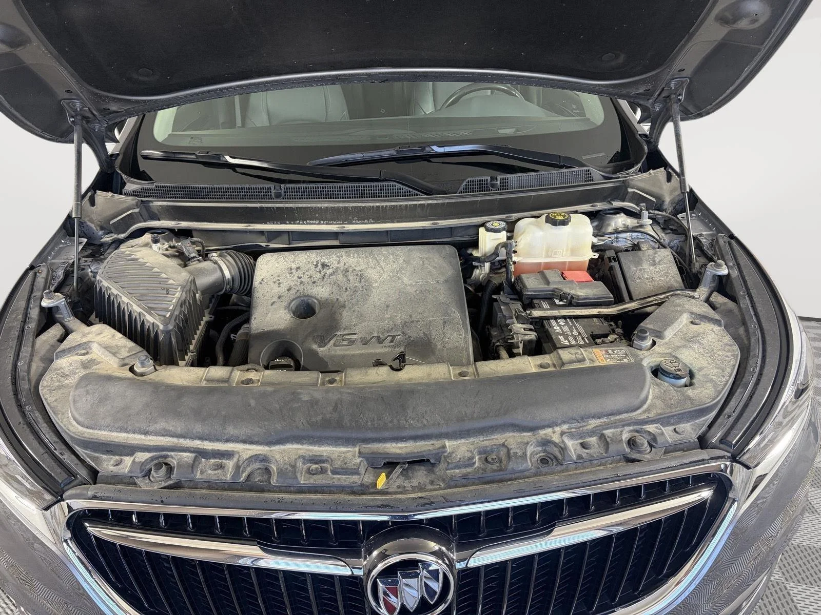 Used 2019 Satin Steel Metallic Buick Premium image 10
