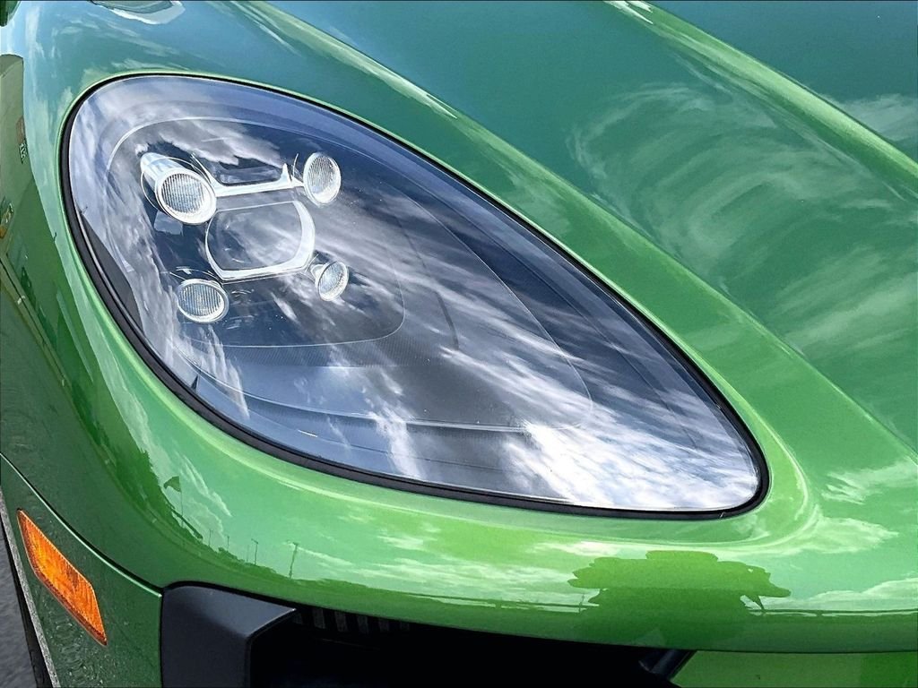 Used 2020 Green Porsche S image 12