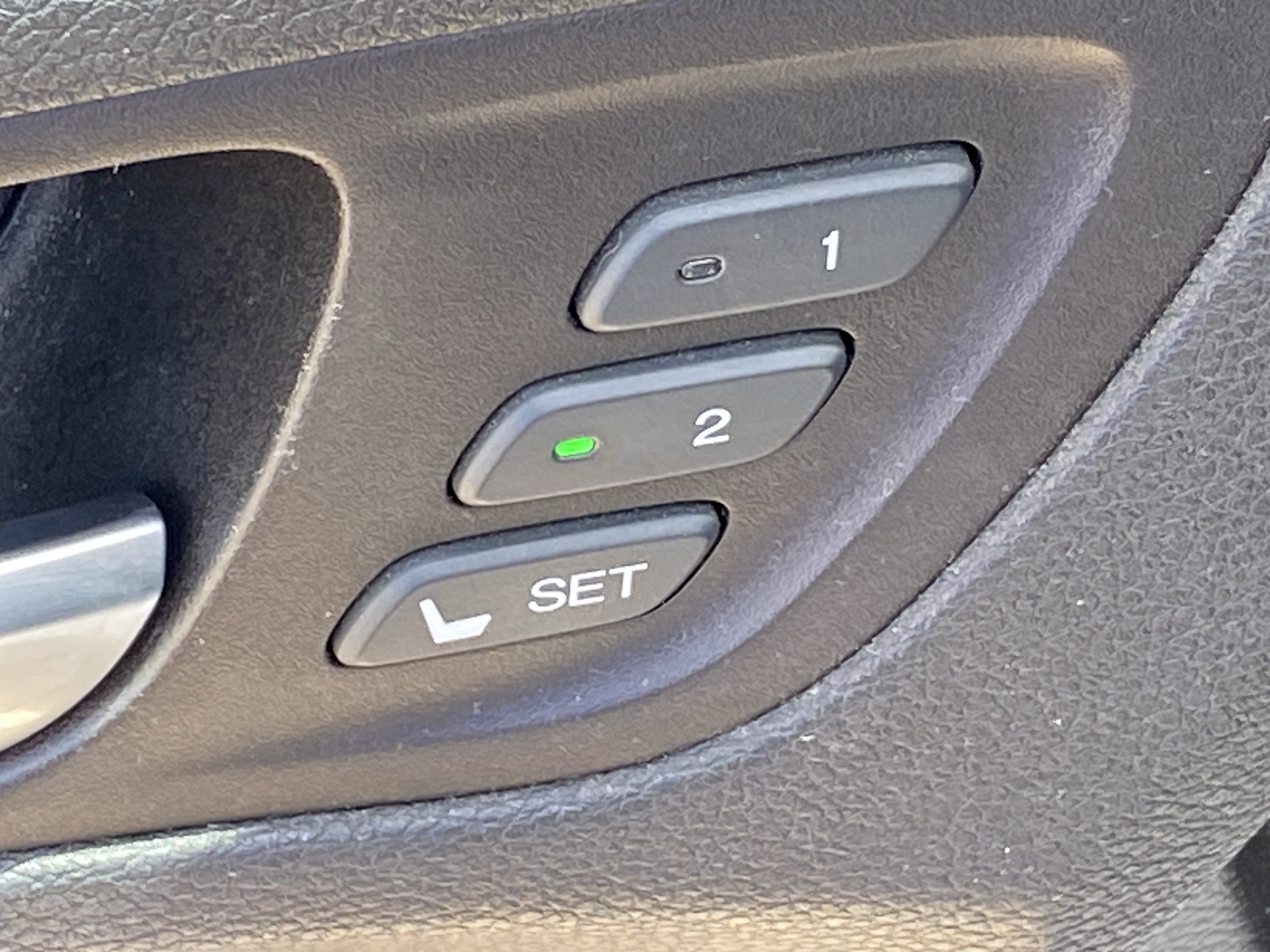 Used 2015 White Acura Base image 15