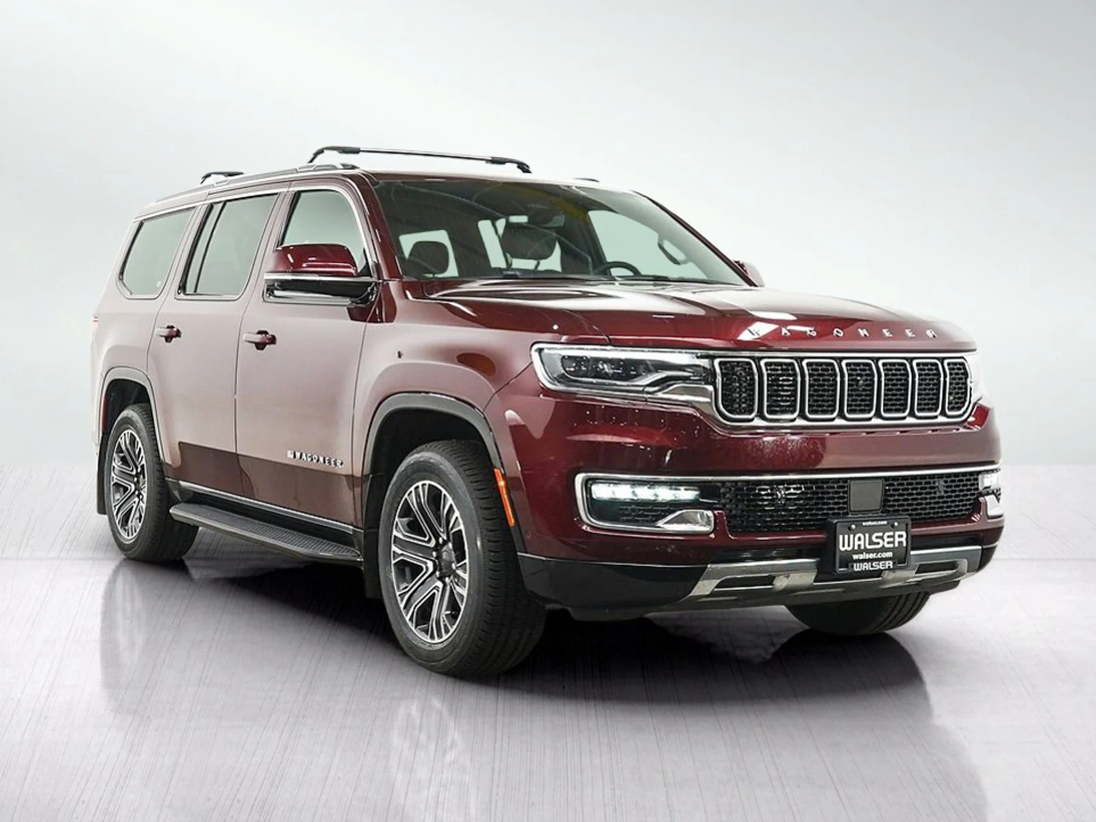 Used 2022 Velvet Red Pearlcoat Jeep Series III image 7