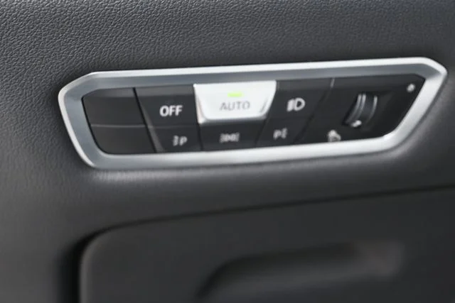 Used 2023 Black BMW sDrive40i image 25