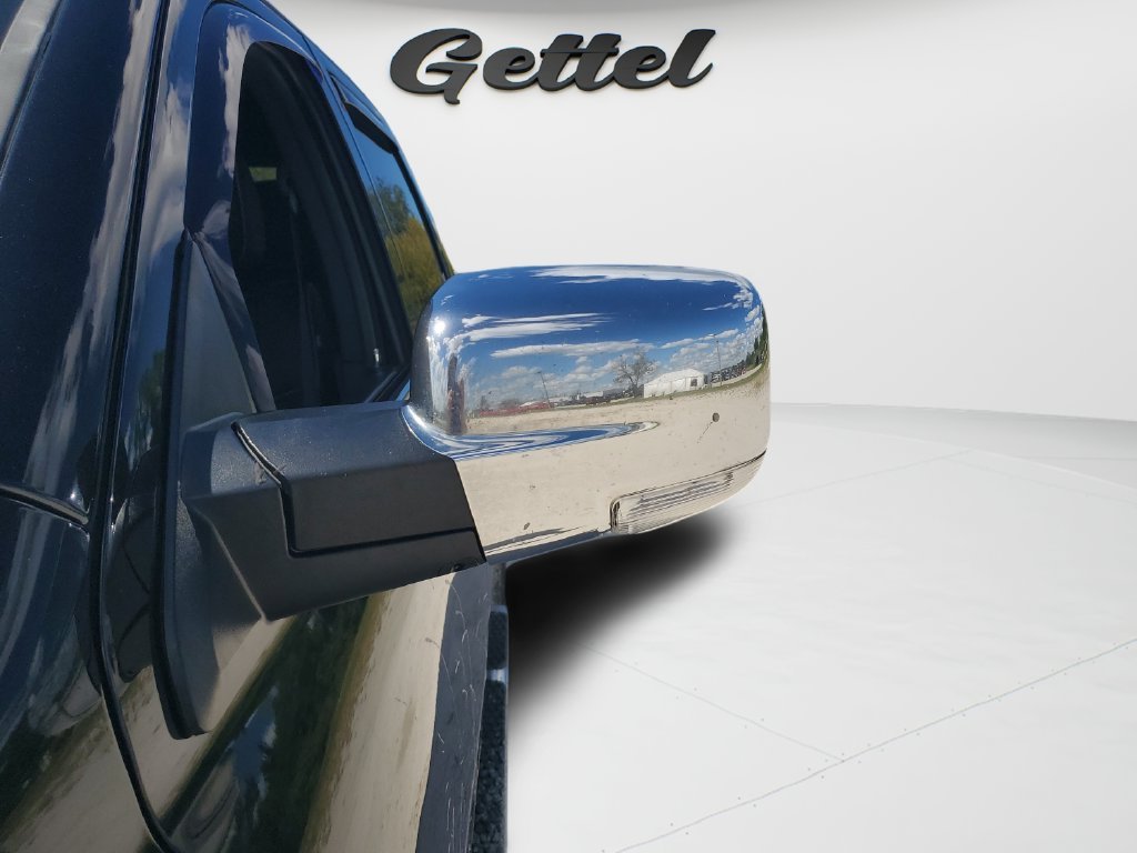 Used 2016 Black Ram Laramie Longhorn image 28