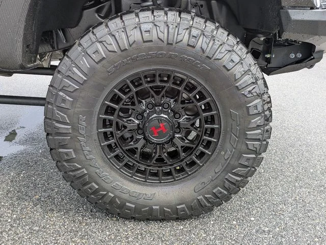 New 2026 Oxford White Ford F-250® Hennessey Velociraptor 1200 image 10