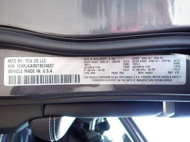 New 2026 Baltic Gray Metallic Clear-Coat Exterior Paint Jeep Laredo image 16