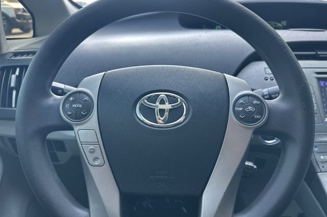 Used 2013 Silver Toyota Two image 25
