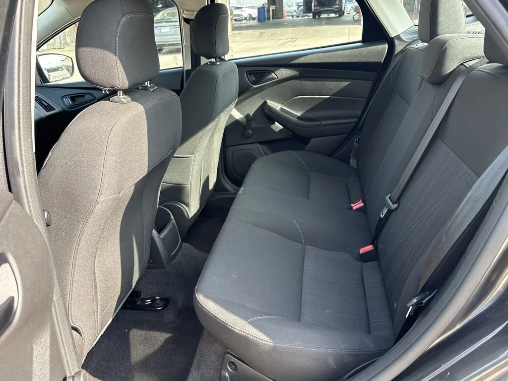 Used 2018 Magnetic Ford S image 23