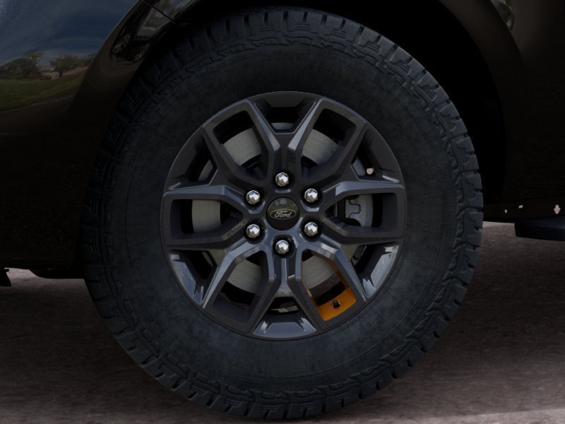 New 2027 Agate Black Metallic Ford Tremor® image 19
